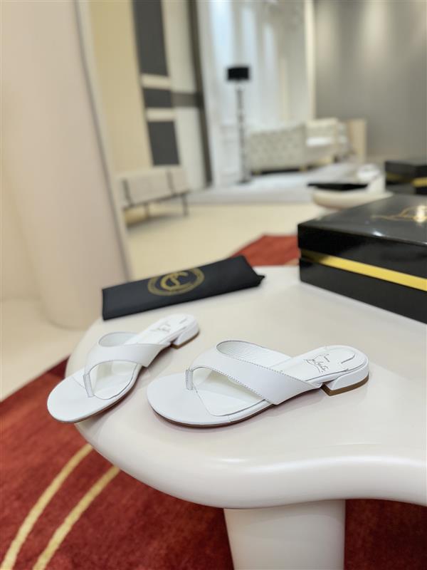 20251127174410165 290